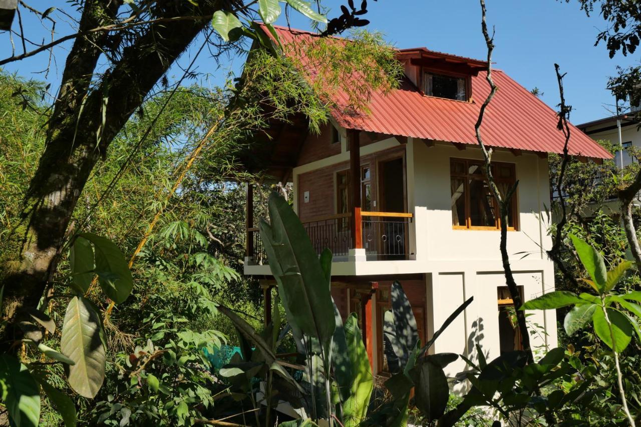 Bed and Breakfast Casa Del Rio En Миндо Экстерьер фото