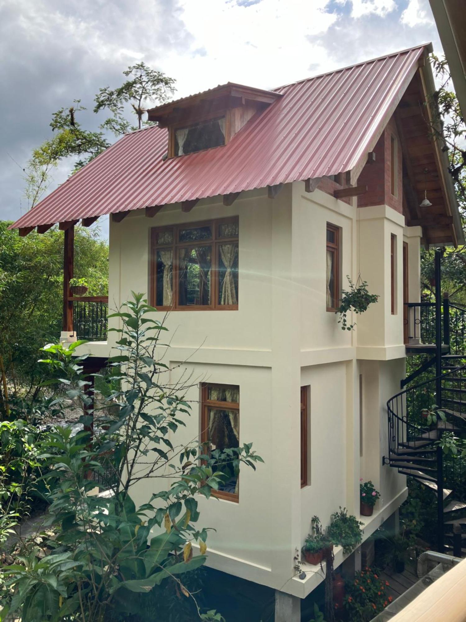Bed and Breakfast Casa Del Rio En Миндо Экстерьер фото