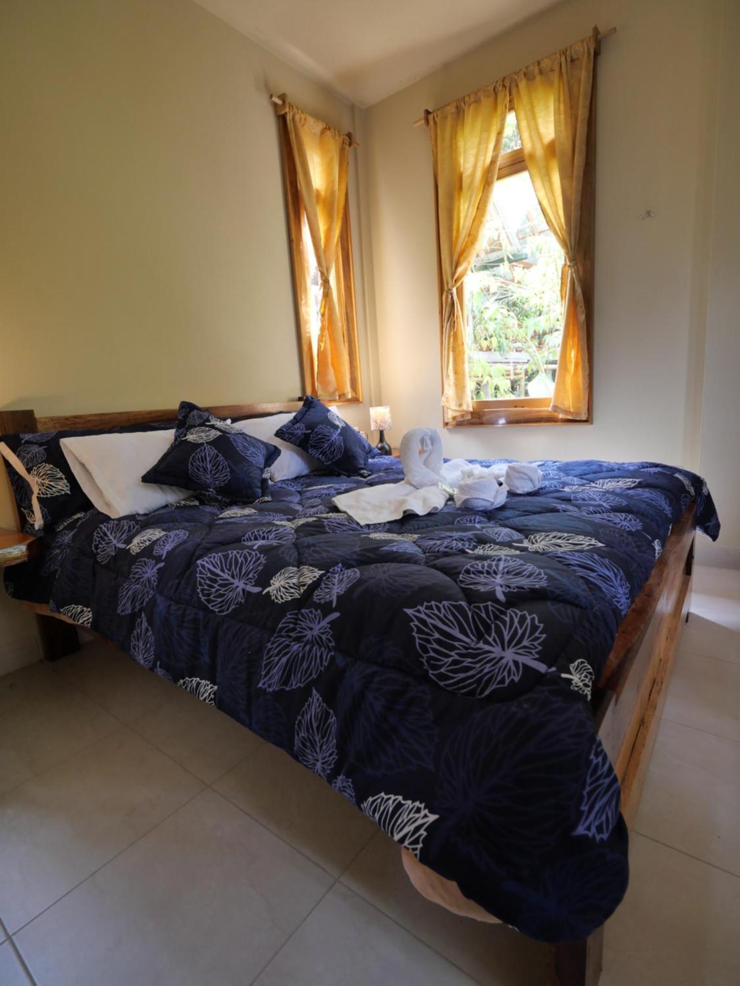 Bed and Breakfast Casa Del Rio En Миндо Экстерьер фото