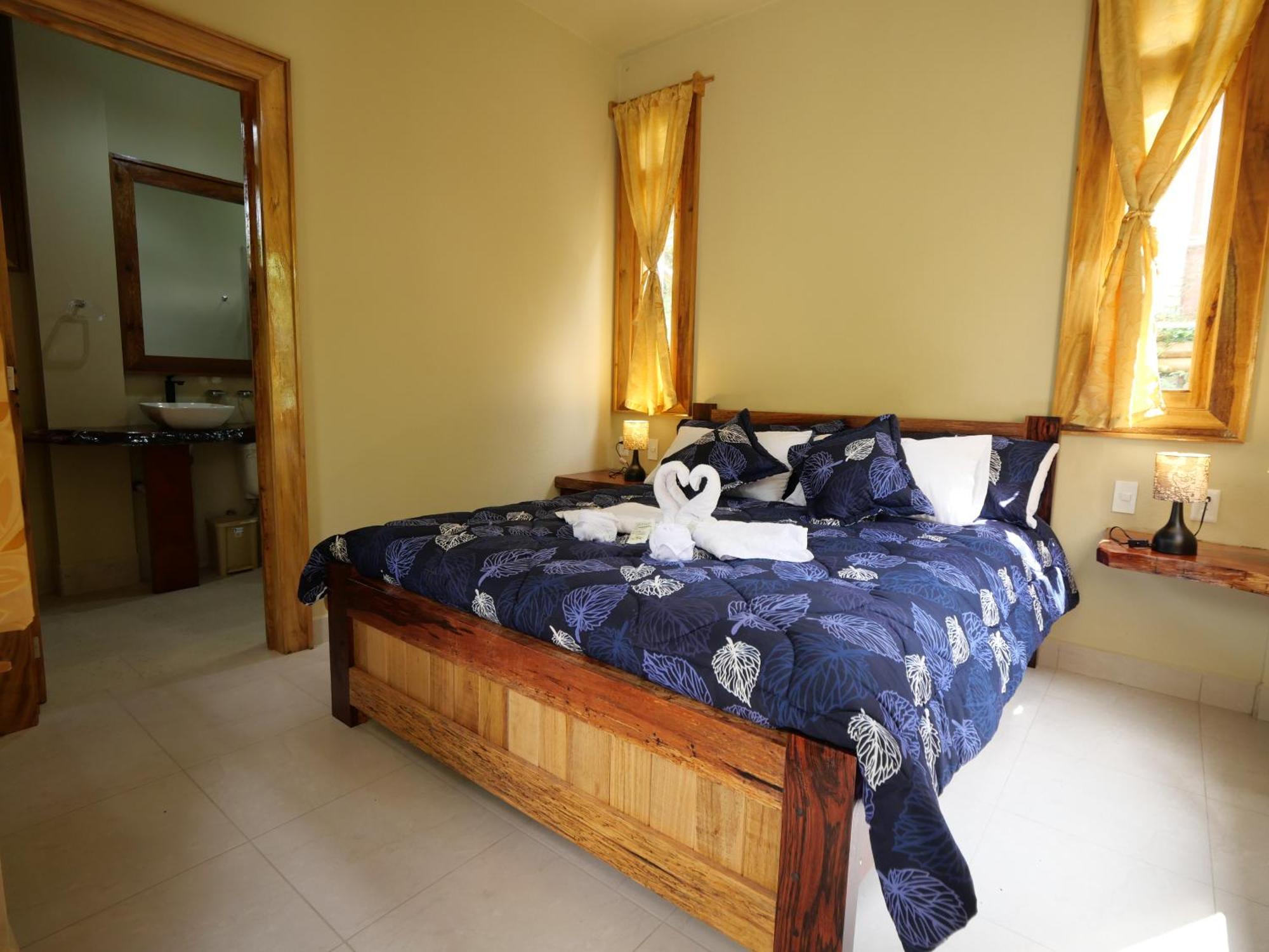 Bed and Breakfast Casa Del Rio En Миндо Экстерьер фото